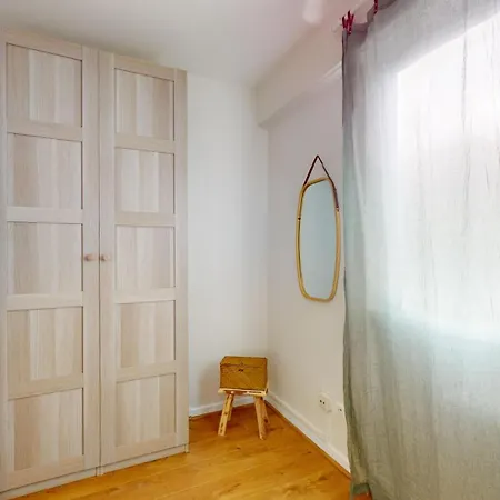 Chez Léa 1 Parking Apartman *