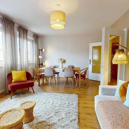 Апартаменты Chez Lea 1 Parking Кольмар