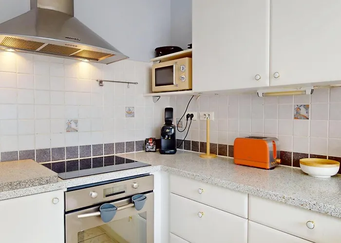 Chez Lea 1 Parking Апартаменты